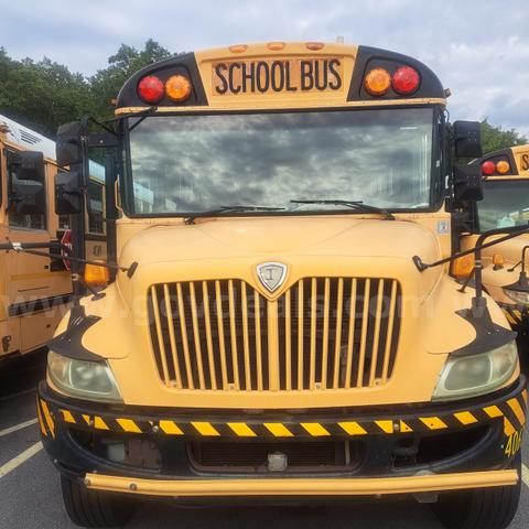 V25 4063 2009 International Bus NEEDS TRANSMISSION, "SOLD AS IS"