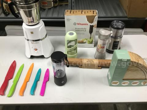 1 Lot of Kitchen Essentials