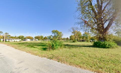 ($1-Starting Bid) (50' X 113.43') City Lot about 6 Miles from Downtown St. Louis