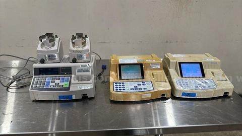Mitsubishi CA-100, CA-200 Moisturemeters