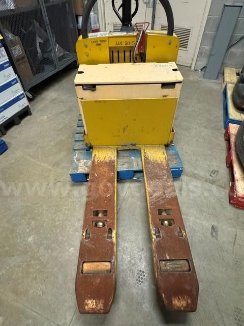 Lot of (3) 2015 YALE MPW050-E Electric Pallet Jacks