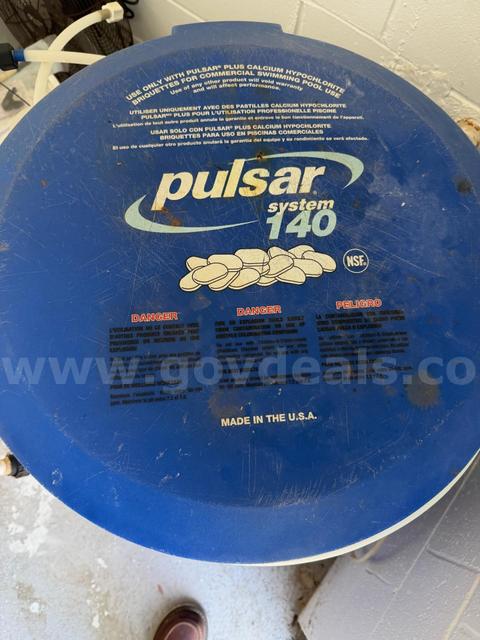 City pool chlorinator