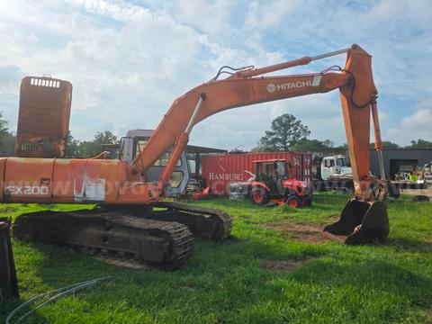 Hitachi excavator ex200-2