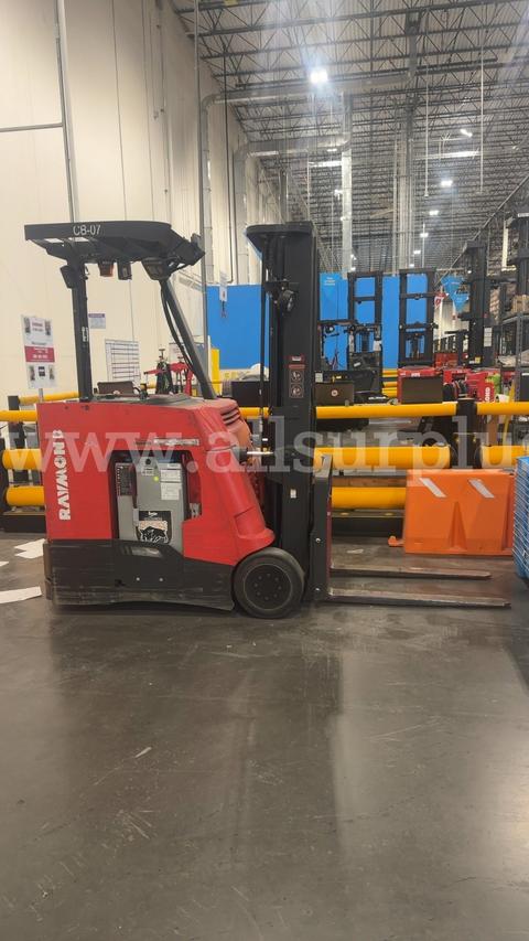 Raymond 415-C30TT Electric Reach Truck