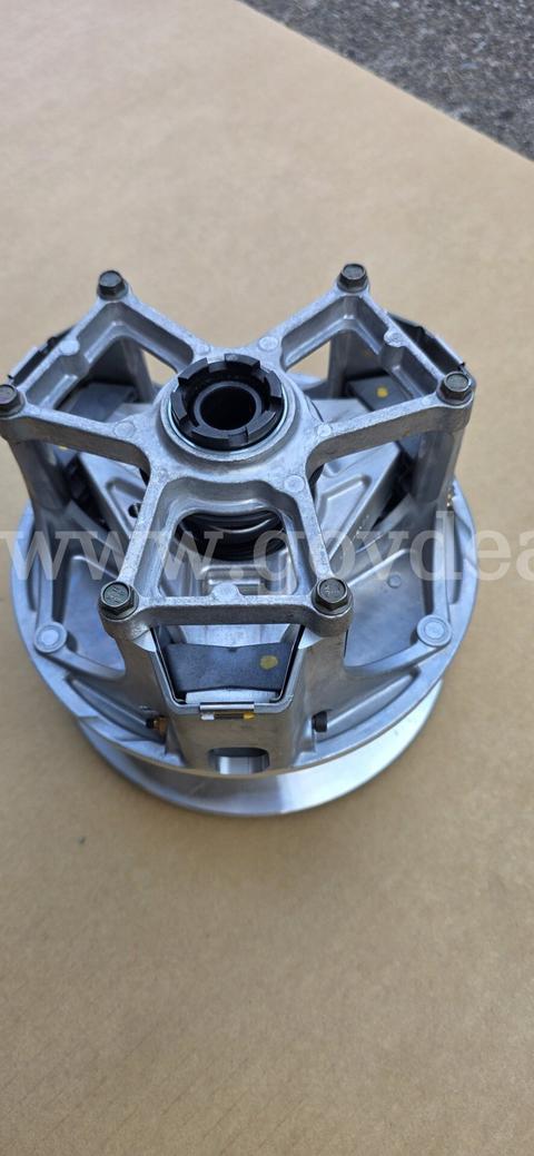 LOW RESERVE! BRAND NEW OEM Polaris Performance HD Drive Clutches (18 pcs) & Water Pump Housings (80 pcs) Bulk Lot