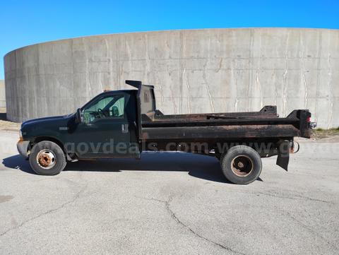 2003 Ford F-350 SD XL 2WD DRW