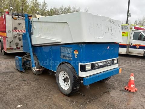 2002 Zamboni 520