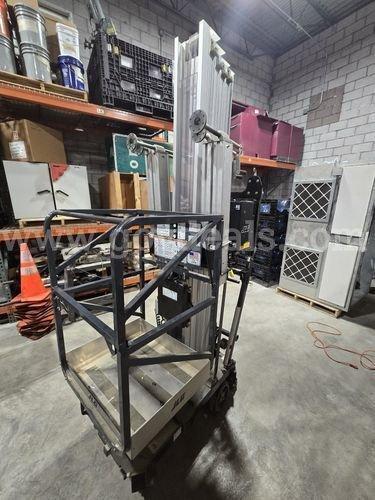1998 JLG Industries 36AM Vertical Telescoping Lift