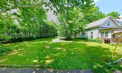 Residential Lot 1 mile from Bradley University in Peoria, IL