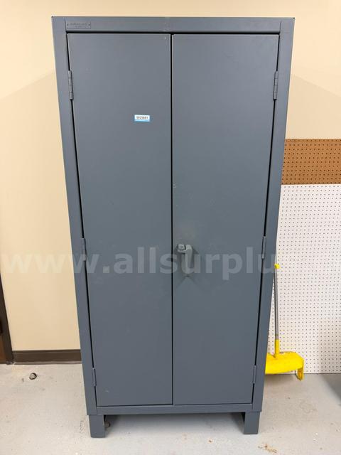 Durham MFG 2-Door Cabinet