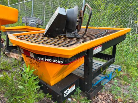 2018 SNOWEX VEE PRO 3000 HOPPER SPREADER β 0.5 CU YD β NO CONTROLLER/WIRING β CO