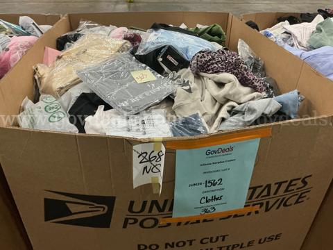 Apparel "Clothes" (JUN26-1562)