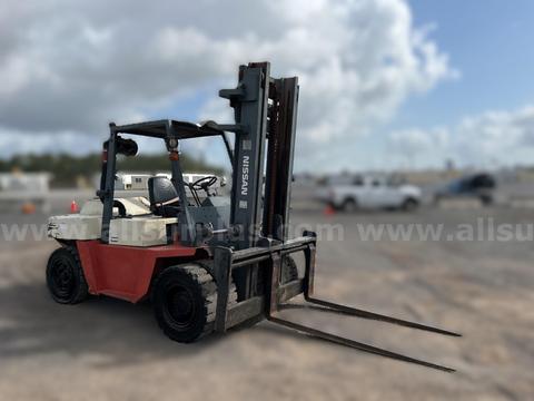 Nissan VF05H70V Forklift