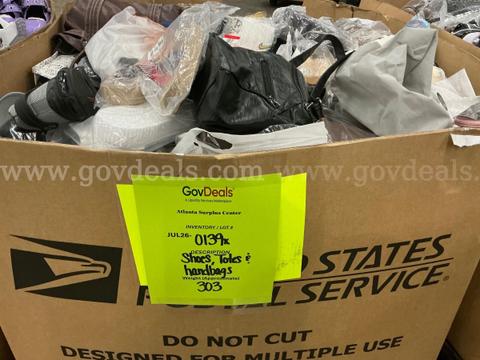 Apparel: Manually Sorted "Shoes, Handbags and Totes" (JUL26-0139X)