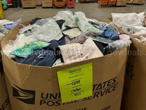 Apparel "Clothes" (JUL26-0249)