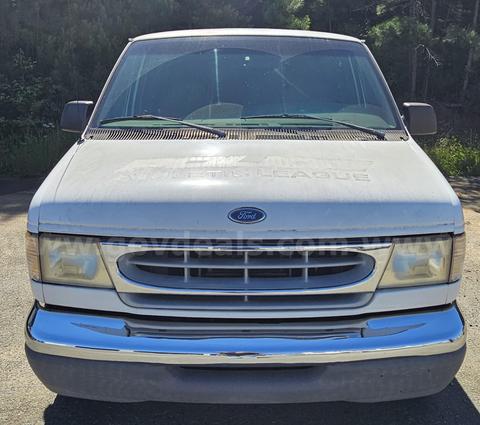 1998 Ford Club Wagon XLT Super