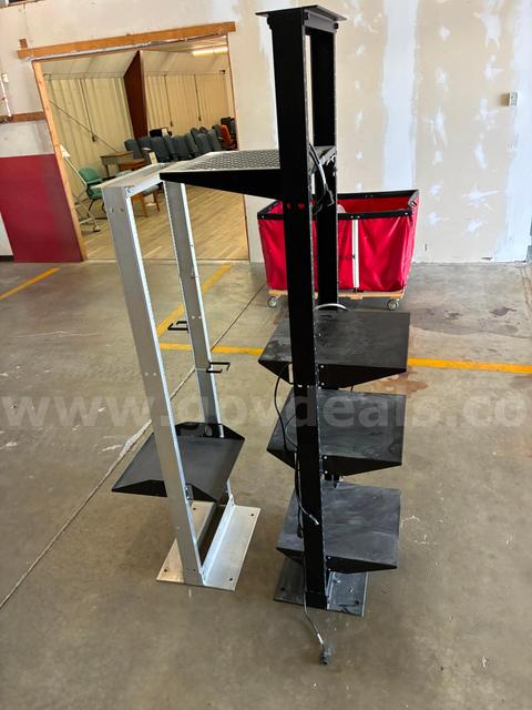 Server shelving/frame, lot of 2