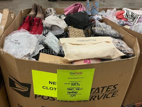Apparel: Manually Sorted "Shoes, Handbags and Totes" (JUL26-1013X)