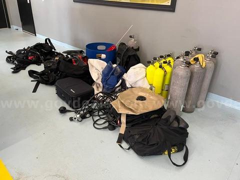 Dive/Scuba Gear