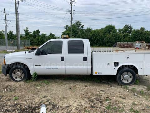2007 Ford F-250 SD Lariat Crew Cab 2WD