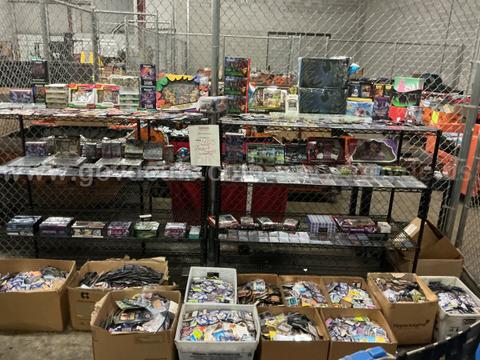 Collectibles: "Trading Cards" (AUG26-H003)