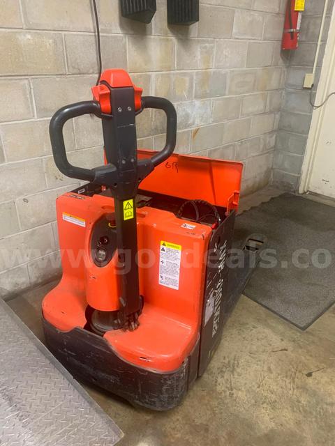 Toyota Tora-Max Electric Pallet Jack