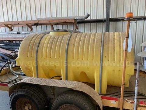 700 Gallon Plastic Tanks
