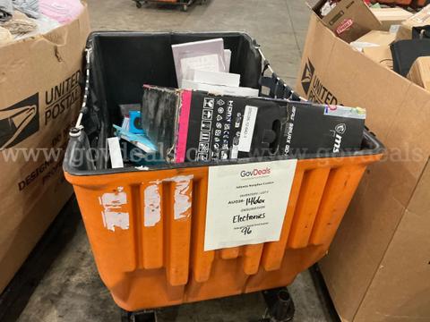 Electronics: "Assorted" (AUG26-1466X)