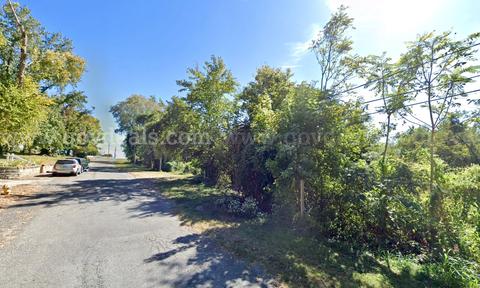 Three Adjacent Residential Lots (120 X 125 Sq ft ) 0.34 Acres in riverfront community of Chester, IL