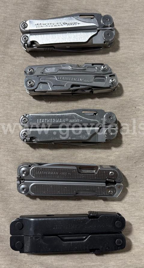 Lot of 15 Leatherman Multi-Tools