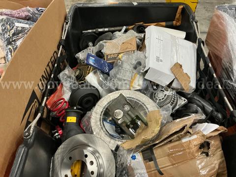 Hardware: "Automotive and Hardware" (Hamper)(SEP26-0146)