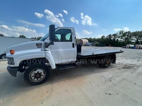 2005 GMC C5500 Flatbed Dually