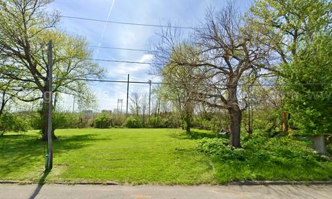 Residential City-lot in Anderson, IN, 41.8 Miles North-East of Indianapolis