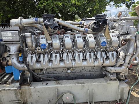 2001 Detroit Diesel Engine model series 4000