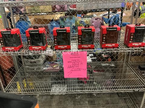 Sporting Goods: "Hunting Cameras" (SEP26-H071X)