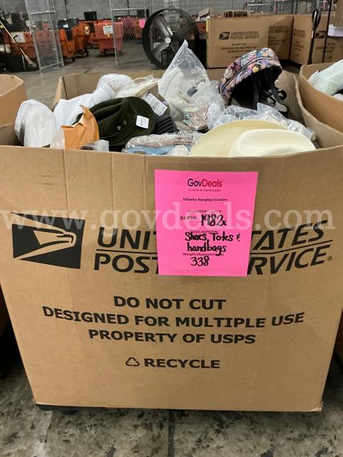 Apparel: Manually Sorted "Shoes, Handbags and Totes" (SEP26-1982X)
