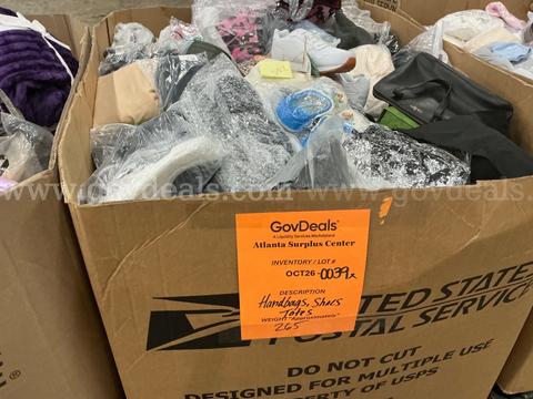 Apparel: Manually Sorted "Shoes, Handbags and Totes" (OCT26-0039X)