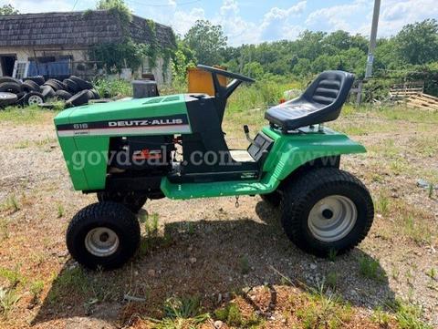 Duetz-Allis 616 Hydro Lawnmower