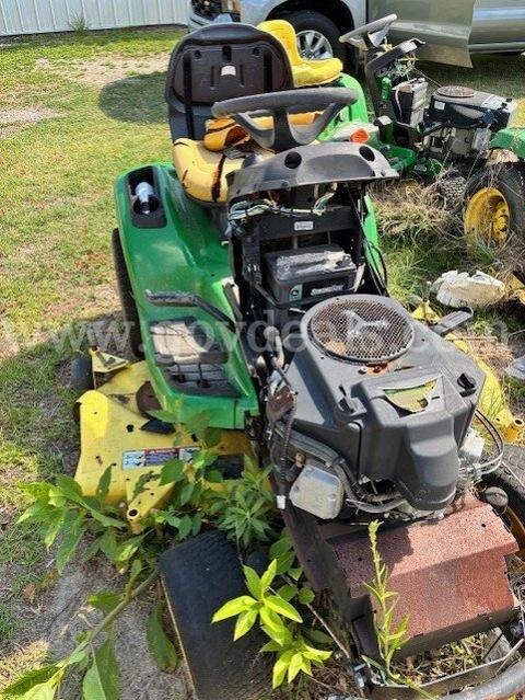 John Deere Lawn Mower X320