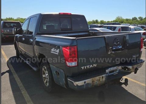 2004 Nissan Titan LE Crew Cab 4WD