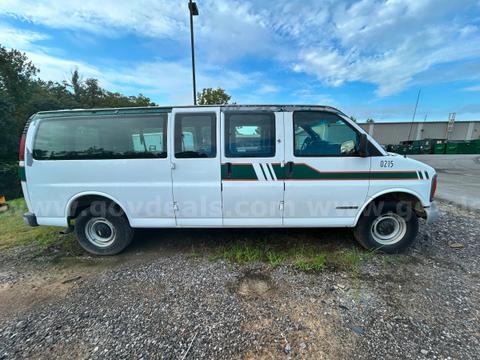 2002 Chevrolet Express 3500 Van