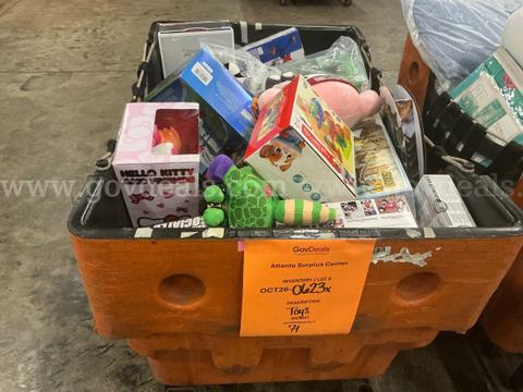 Collectibles: "Toys, Games and Puzzles" (OCT26-0623X)