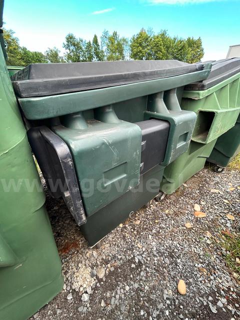 (1) Rolling Dumpster - THIS AUCTION IS FOR ONE (1) ROLLING DUMPSTER