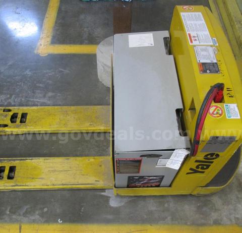 2003 Yale MPW060LEN24T2748 Electric Walkie Pallet Truck with Battery
