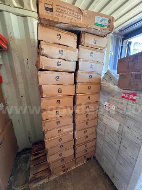 (30)Philips FCX15L840-UNV-DIM High Bay Lights
