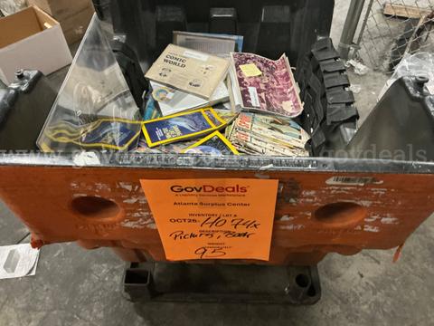 Collectibles: "Pictures, Books & Magazines" (OCT26-H074X)