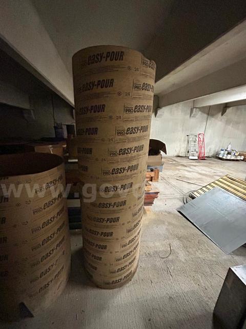 1 Lot of (4) Klimate PRO EASY-POUR 24-Inch Concrete Column Forms