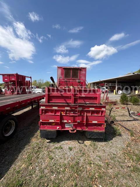 Hyster, Doghouse Trailer, on 3 Axle Lowboy