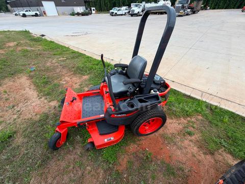 Kubota Z121S Komander Zero Turn Mower