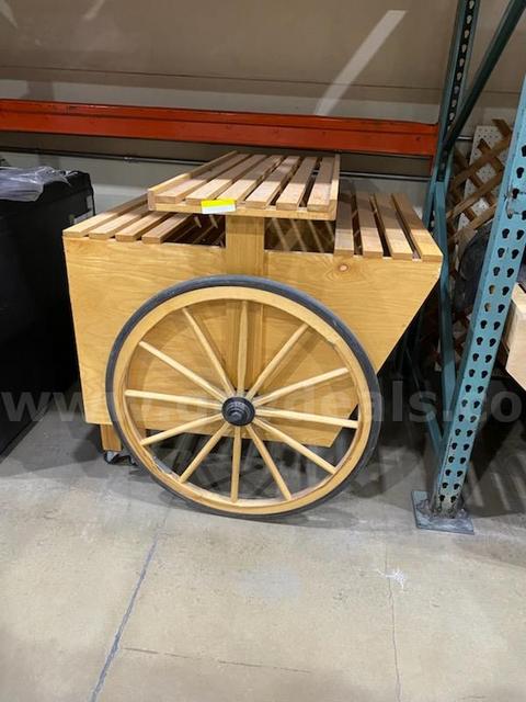 Wagon, 46β L x 40β W x 39β H